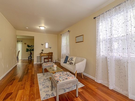 4th image of 2730 9th St