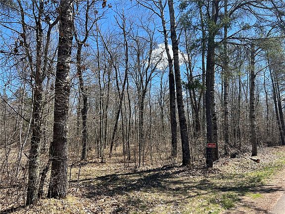 5th image of N8130 Lakeside Road