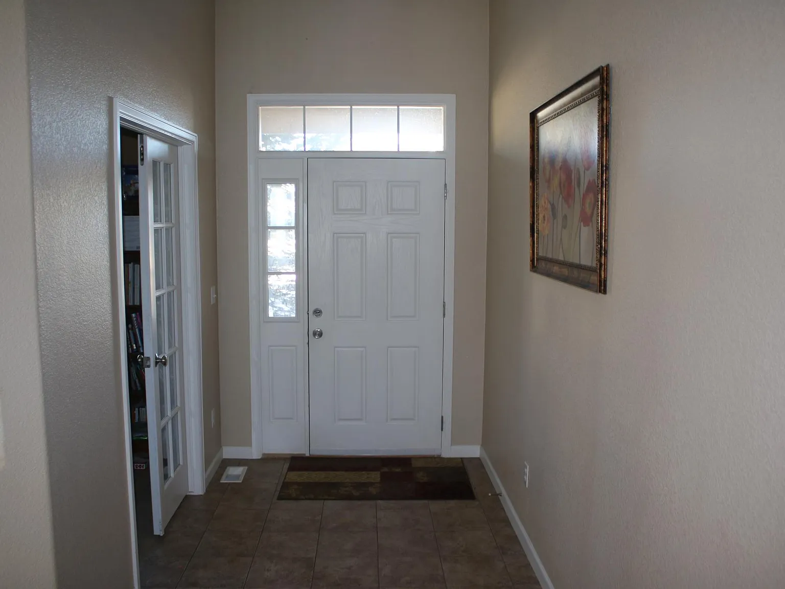 4 bed, 2.5 bath, 3100 sqft, $3,500 — Photo 4