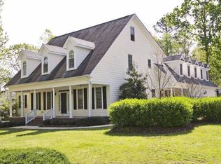 4904 Sorrento Ct, Raleigh, NC 27613