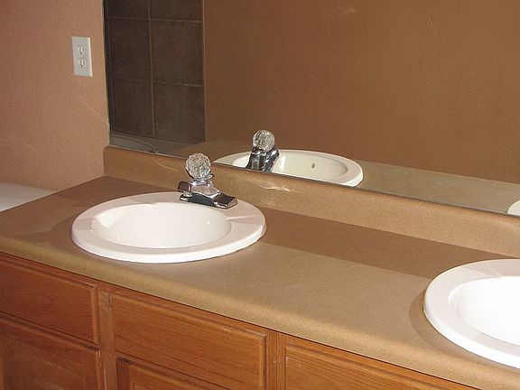 Dual sinks