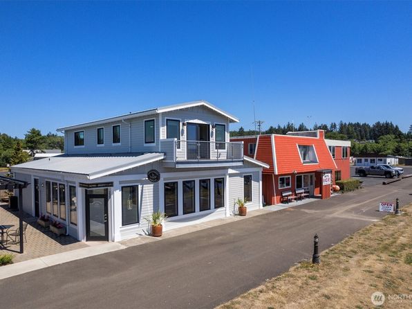 235 Howerton Avenue SE, Ilwaco, WA 98624