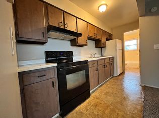 5271 Hester Rd APT 8, Oxford, OH 45056