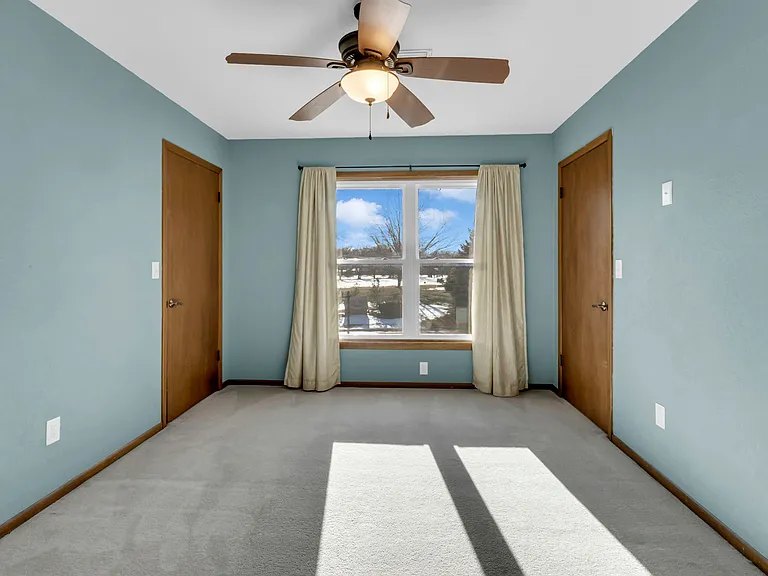 14810 E Castle Dr — Photo 15