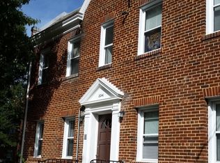 2241 40th Pl NW, Washington, DC 20007
