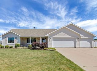 2483 Ontario Rd, Green Bay, WI 54311