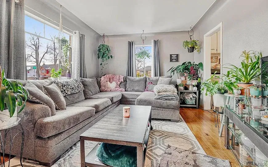 1 bed, 723 sqft, $1,725 — Photo 1
