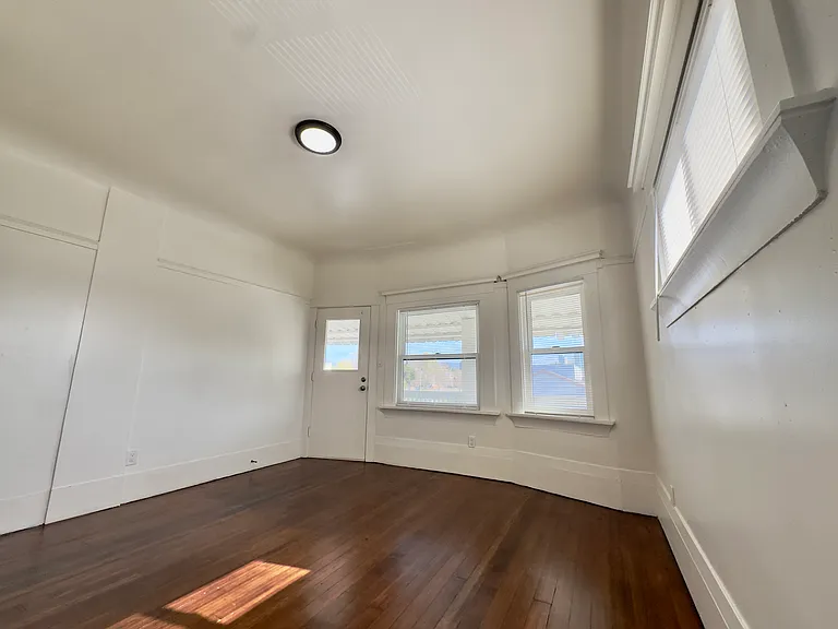 1303 Adeline St — Photo 17