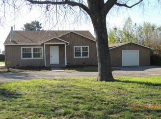 1190 E San Martin Ave, San Martin, CA