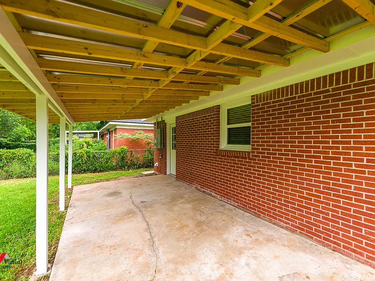 5730 Grover Pl — Photo 8