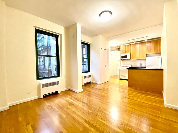 3rd image of 528 E 79th St APT 4B