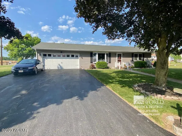 21 1st Ave, Muncy, PA 17756