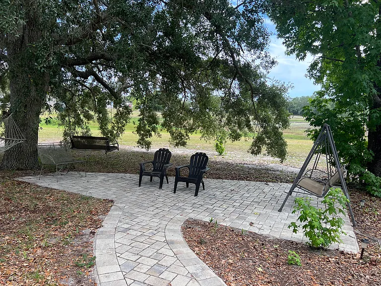 9564 Gray Fox Dr — Photo 3
