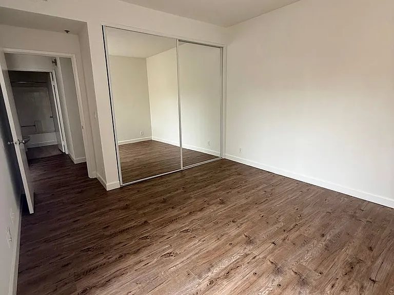 Perfectly situated 2 bedroom and 2 bathroom ! — Photo 16