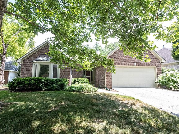 2nd image of 7198 Oakenshaw Dr