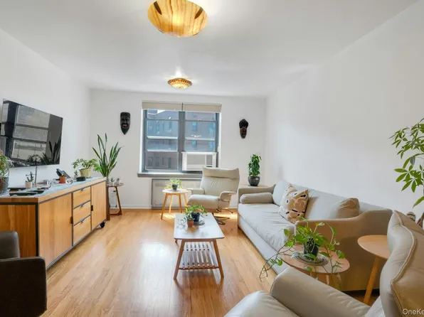 445 W 240 Street #6A, Bronx, NY 10463