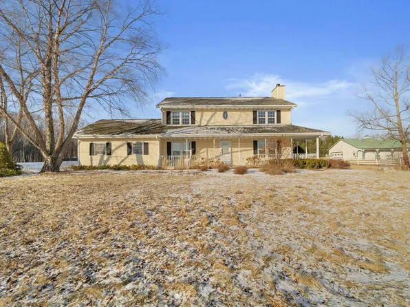 2322 Cedar Sauk ROAD, Saukville, WI 53080