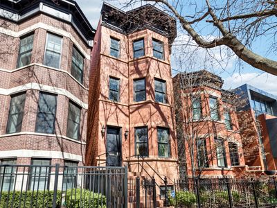 844 W Webster Ave, Chicago, IL, 60614