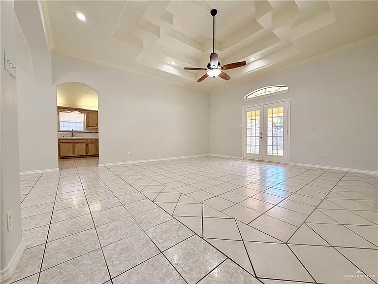 2505 W Sandpiper Ave — Photo 19