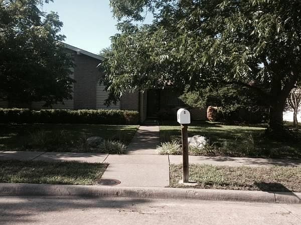 1st image of 2613 Peppertree Pl