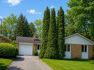 98 Wigmore Dr, Toronto, ON M4A 2E8