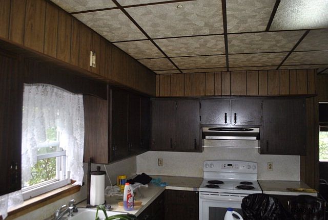 2nd image of 2512 Graham Ave