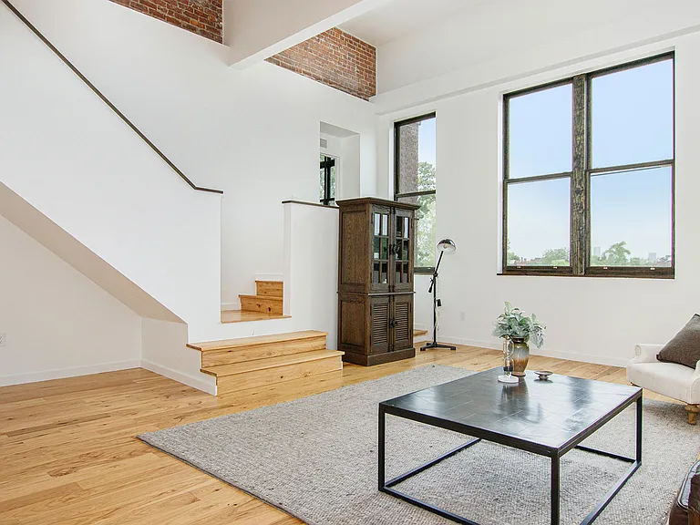 1454 Townsend St #307 — Photo 21