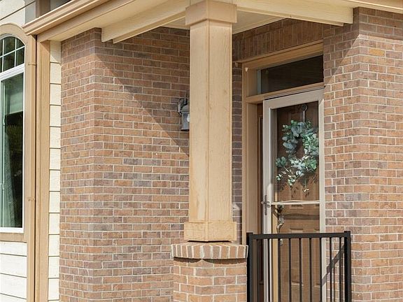 2nd image of 1208 S Valentia Court