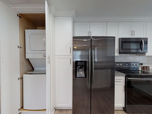 4th image of 1170 Sumner Ave #10