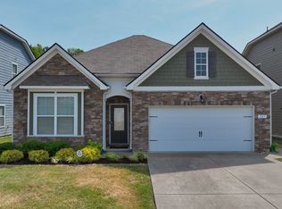 527 Hawk Cv, Smyrna, TN 37167