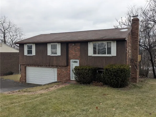 14287 Valley View Dr, McKeesport, PA 15131