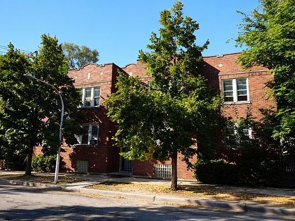 2nd image of 510 W 75th St