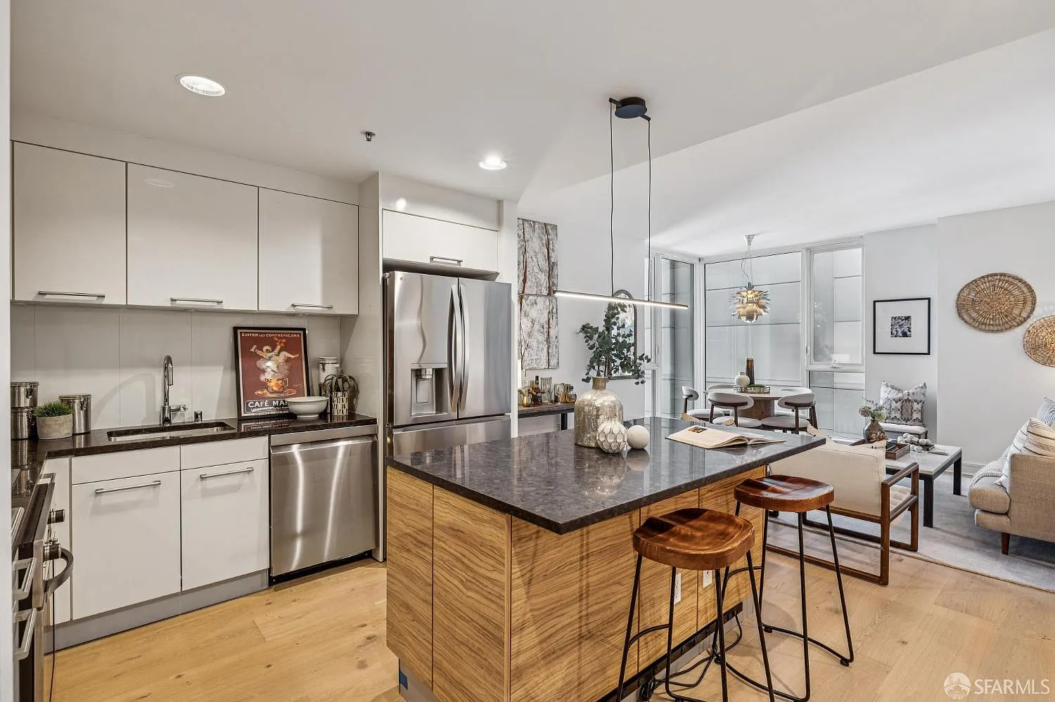 631 Folsom St APT 15E - Photo 6