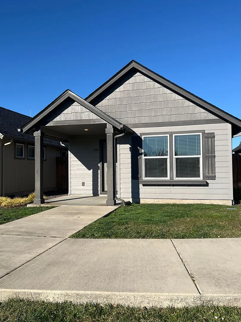 Beautiful 3 bedroom home in Cottage Grove- River Walk Village — Photo 1