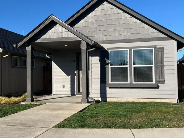 234 River Walk Pl, Cottage Grove, OR 97424