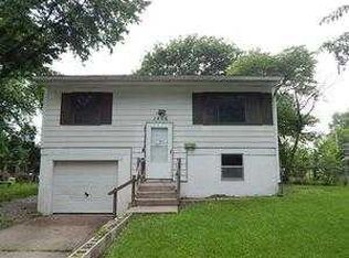 1406 N Cherokee St, Independence, MO 64058