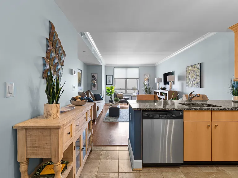 4545 Commerce St #1604 — Photo 10