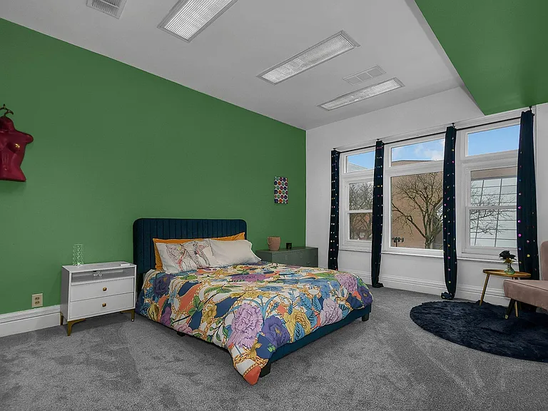 208 E State St #2 — Photo 1