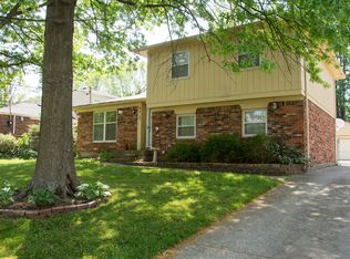 9212 S Pirogue Ct, Jeffersontown, KY 40299