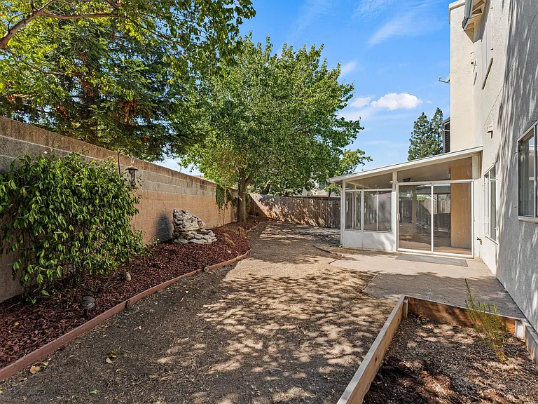5812 Andrea Ct — Photo 21