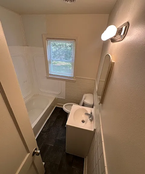 369 Juless St — Photo 7
