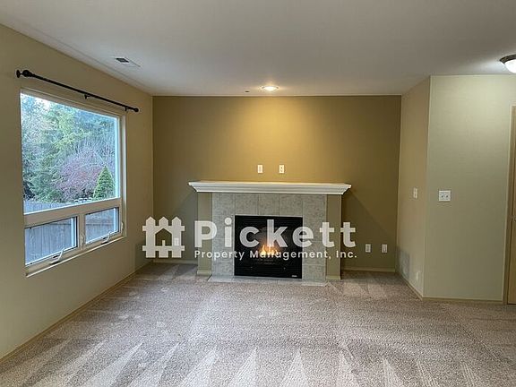 3rd image of 6500 Newaukum Pl NE