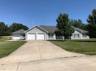5952 N Raspberry Ln, Churubusco, IN 46723