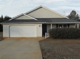 303 Packer Ct, Greer, SC 29651