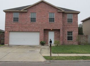 2204 Llano Mediano Ln, Edinburg, TX 78542