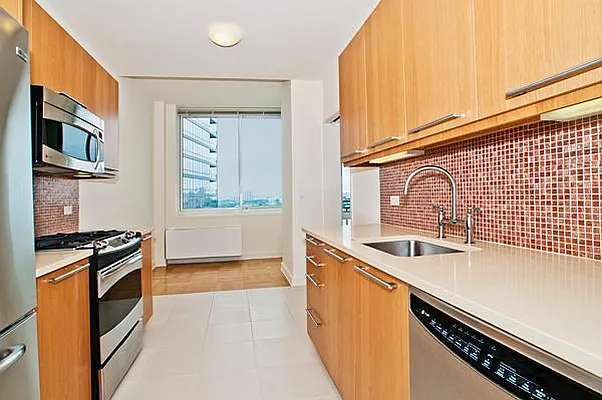 Rented by Living New York | media 16