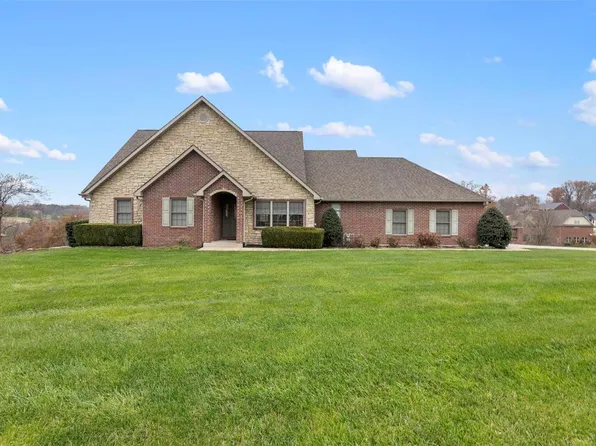 141 Darby Cir, Cape Girardeau, MO 63701