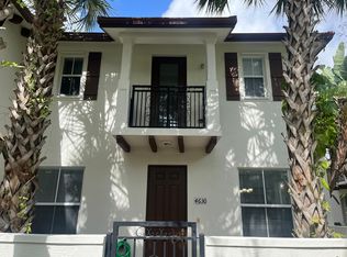 4630 Monarch Way, Pompano Beach, FL 33073