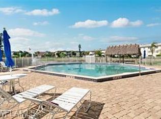 1000 Manatee Rd APT A106, Naples, FL 34114