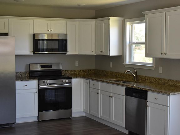 4th image of 105 Olyvia Cir